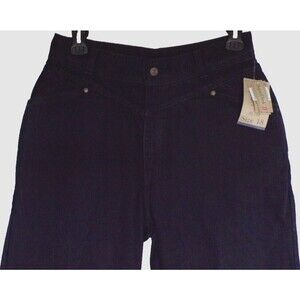 Vintage Levi’s 900 Series 918 Slim Tapered Black Super Dark Denim Jeans 18